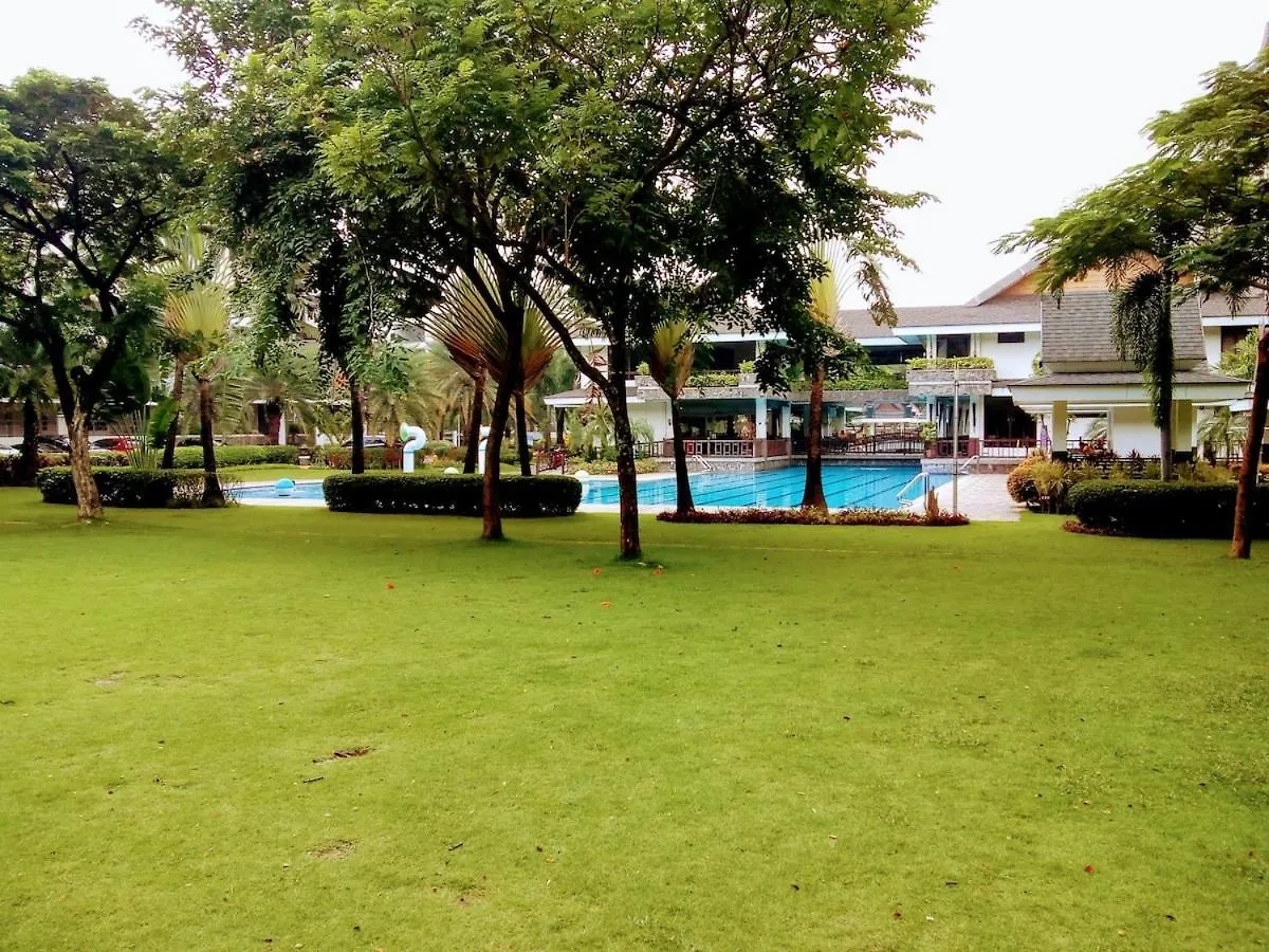 Apartment Millionaire Tropical Paradise Penthouse Royal Palm Manila